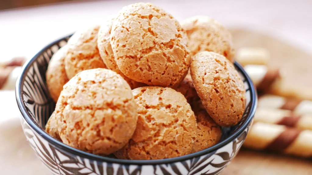 Amaretti galletas italianas de almendras tradicionales