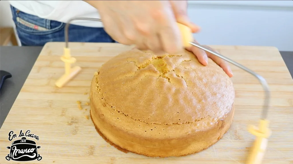 cortar bizcocho tarta