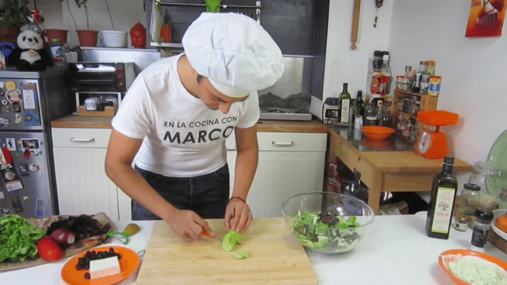 cortar el pepino en rodajas