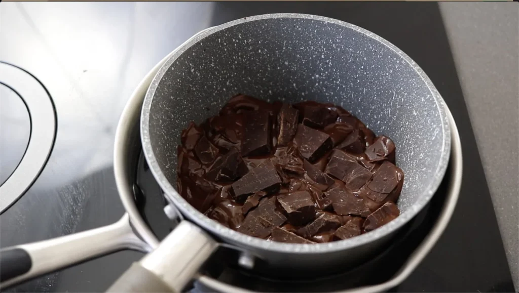 derretir chocolate baño maria
