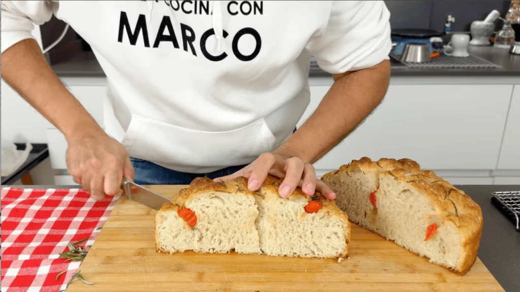 focaccia alta esponjosa