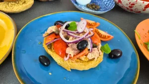frisa con atun